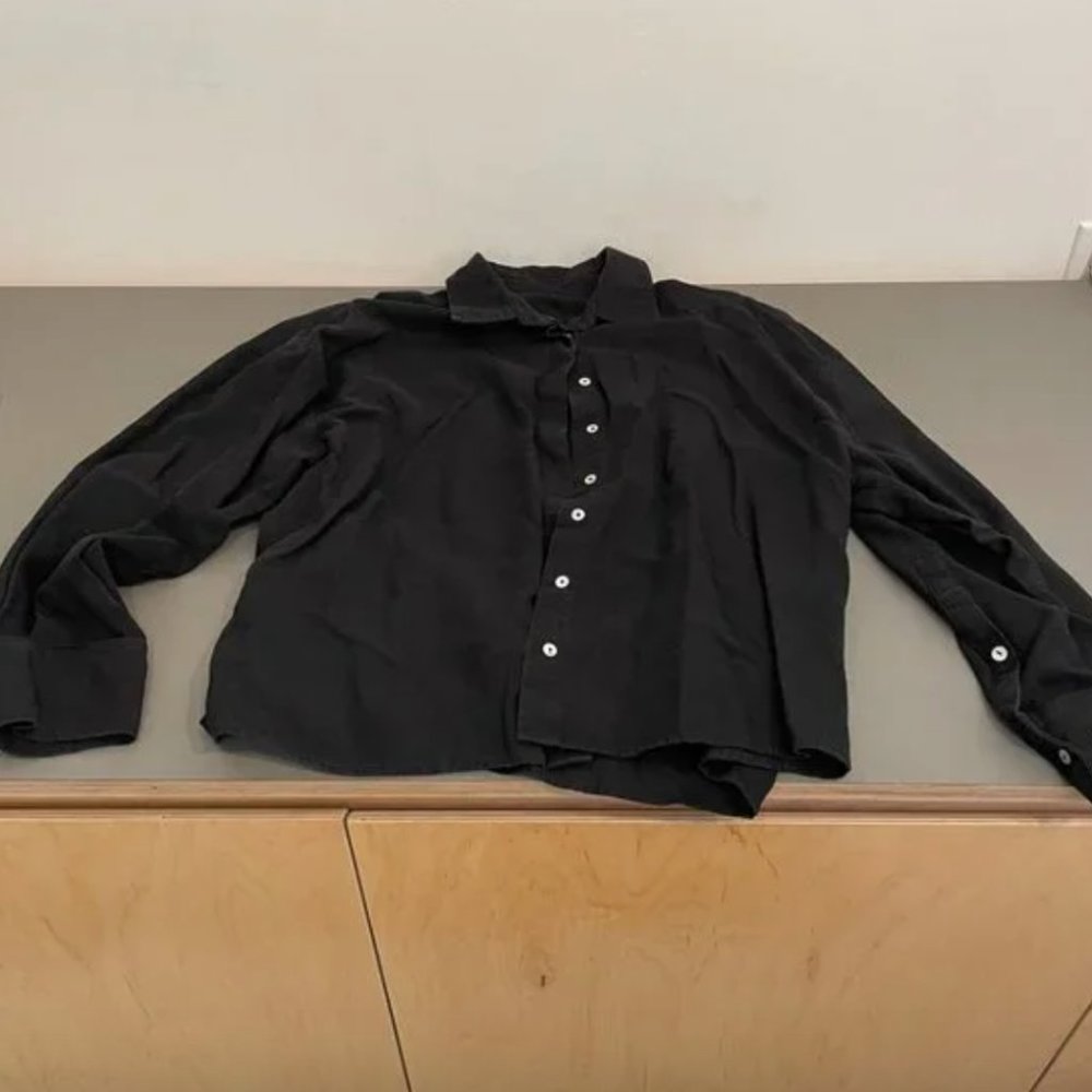 DAILY DRILLS BLACK LINEN BUTTON DOWN